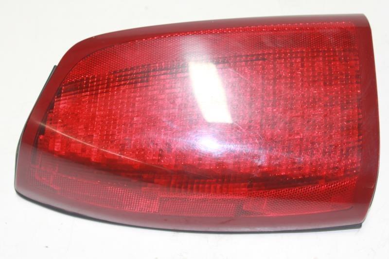 00 01 02 03 04 05 deville l. tail light 299974