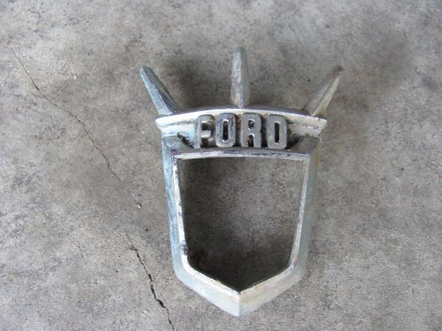 Ford fairlane emblem badge vintage rat rod hot rod art deco