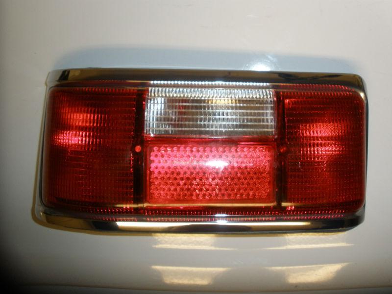 Mercedes benz w114 w115 tail light oem hella 220 200 220d 250 250c 1158200464