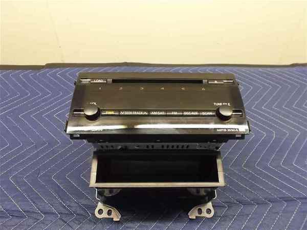 2006 toyota prius radio cd player am/fm oem lkq