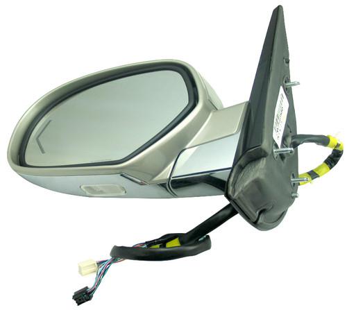 New gm power driver side view mirror; silver & chrome, turn signal, puddle light