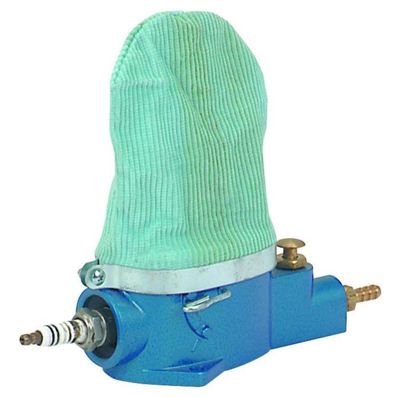 Pneumatic spark plug cleaner 