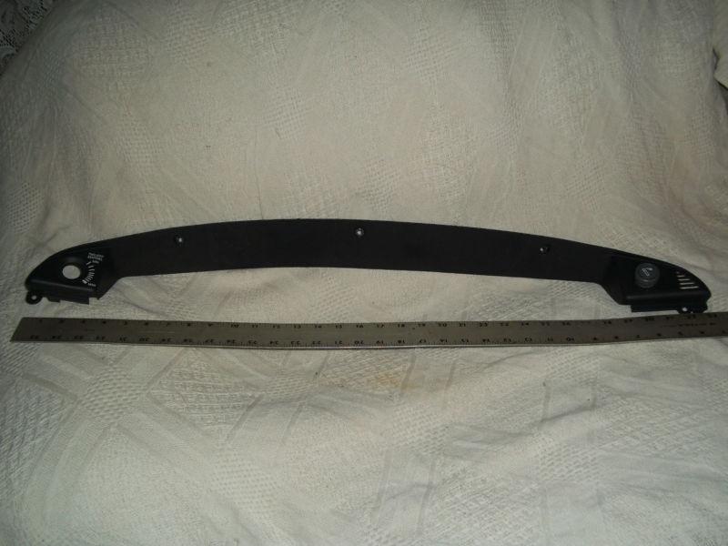 1999 pontiac bonneville instrument cluster trim piece bezel with lighter 