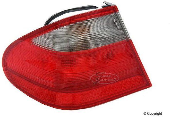 Genuine tail light assembly