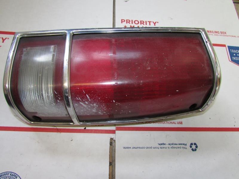 83 84 85 86 87 88 89 90 91 92 93 94 s10 blazer passenger r. tail light 20349