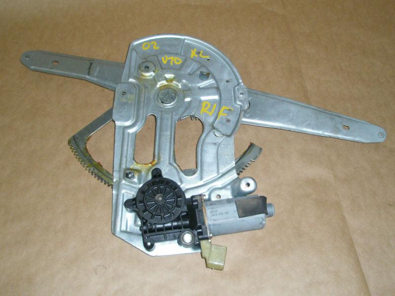 Volvo s60, v70, xc70, s80 right front window regulator w/ motor -- 30784573