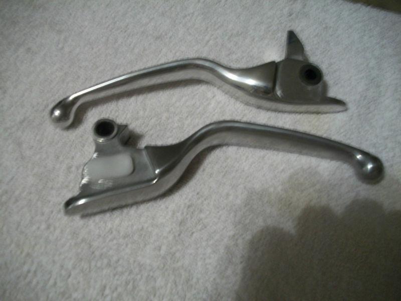 2013 harley roadglide  levers