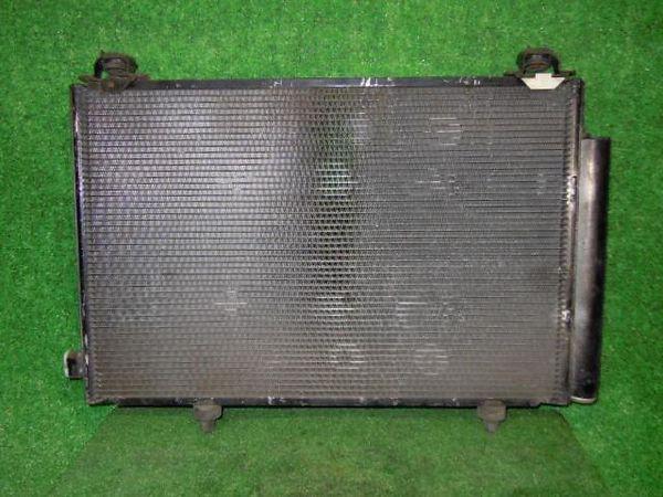 Toyota ist 2002 condenser [0776060]