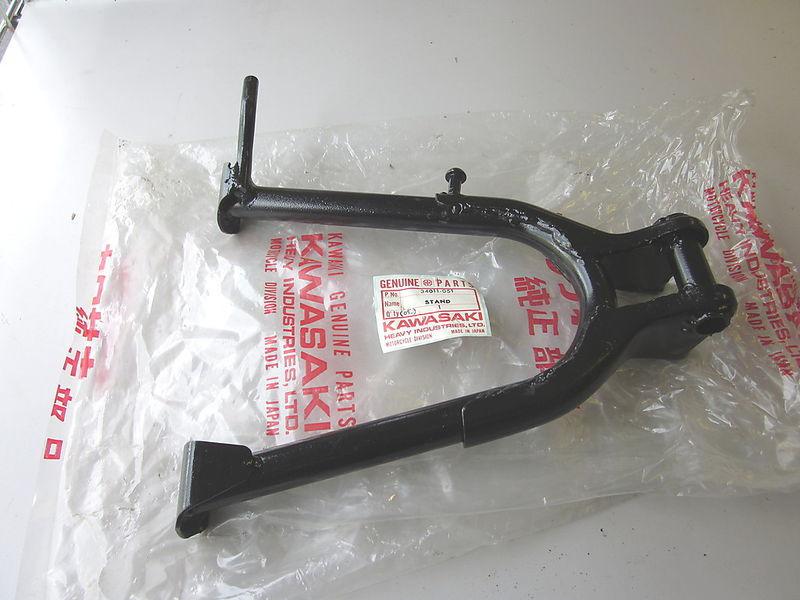 Kawasaki kh125 kh 125 a4 main center stand 34011-051 nos