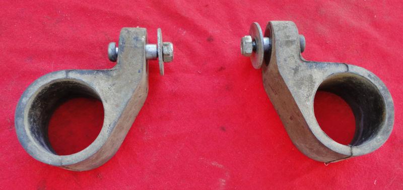 Yamaha 1980-1981 it175 /1980 it250 / 1980 it425 / 80-82 tt250 - headlight mounts