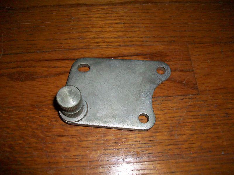 Harley davidson nos right footrest bracket 65 pan 66-77 shovel 52688-65