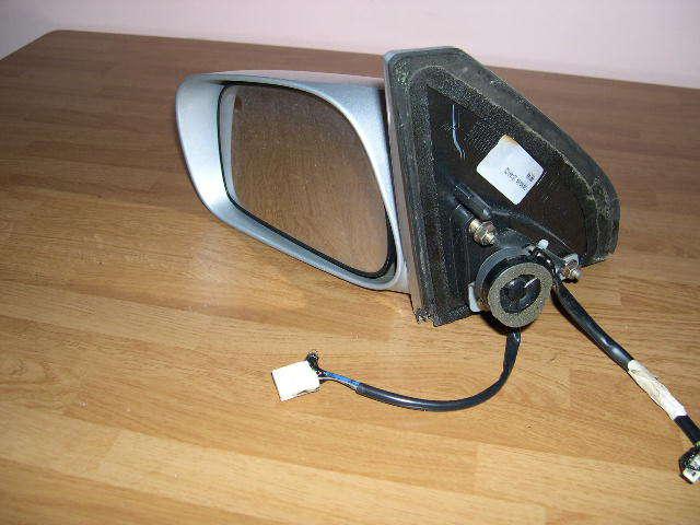 2005-2008 pontiac vibe  door power mirror lh, driver side mirror.