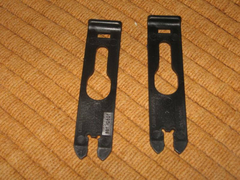 1998-2005 s10 jimmy bravada blazer sonoma headlight retainer clips