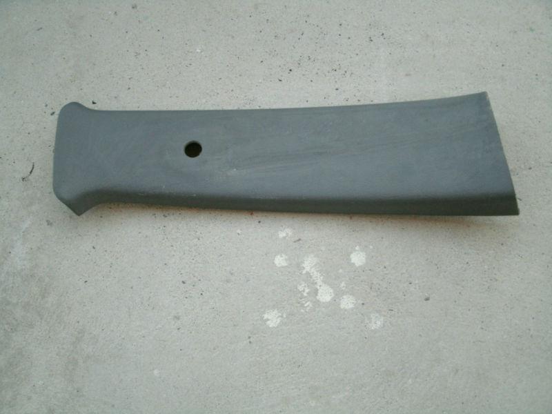 1995 jeep grand cherokee laredo r/h right side center pillar support trim panel