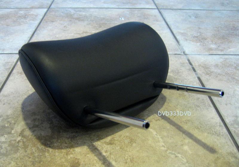 Toyota fj cruiser front seat headrest this is for ( 1 ) 2007-2011 oem black