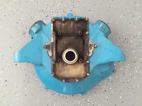 Omc stringer 175hp ford v-8 adapter housing p/n 981350