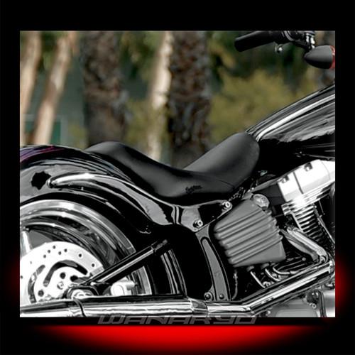 Russ wernimont designs solo seat, for 08-11 harley rockers