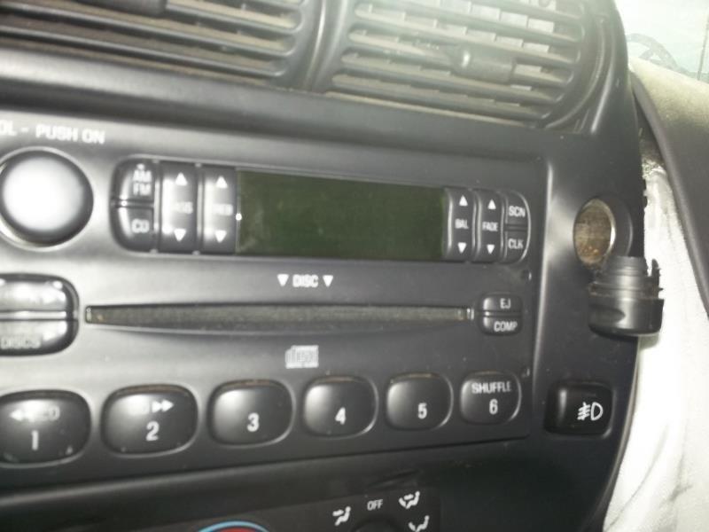 Radio/stereo for 98 99 00 01 ford explorer ~