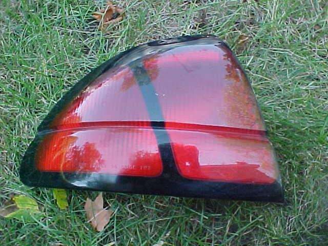 1995-2001 lumina,   97,98,99 monte carlo taillight, left side