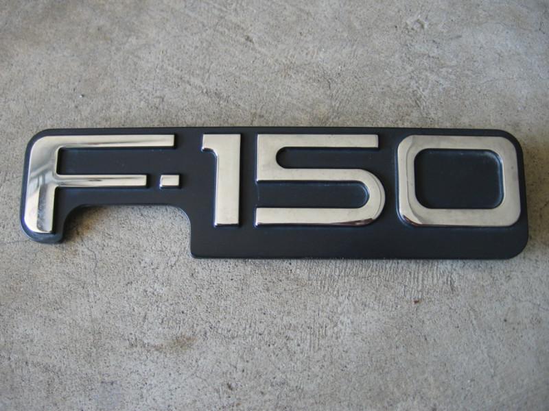 Ford f 150 factory fender/tailgate emblem