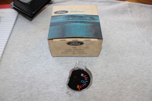 Nos 1990 93 ford truck f53 f59 stripped chassis volt meter gauge