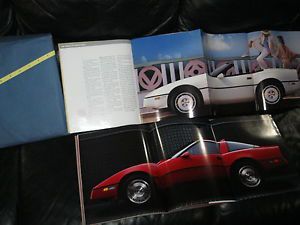 1985 &amp; 1986 chevy corvette hard top and convertible dealer brochures