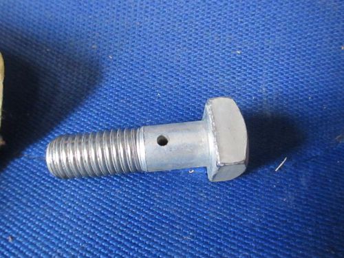 Nos 8q-1151 50-56 ford medium heavy truck spoke wheelbolt 8q-1151