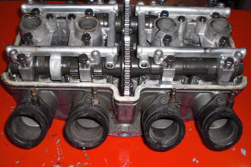 Kawasaki zx6 d  zx600d  cylinder head   lqqk!!! cams  cam caps valves   engine