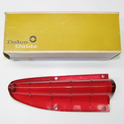 Nos 1960 oldsmobile dynamic 88 &amp; all station wagon nos lh tail lamp lens