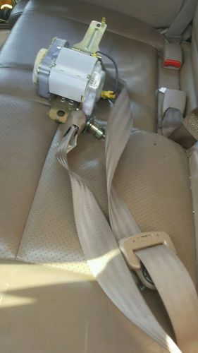 03-07 honda pilot  front seat bealts  set