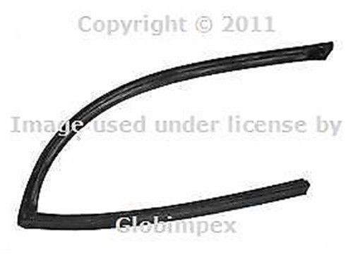 Mercedes r107 weatherstrip around window right uro parts new + 1 year warranty