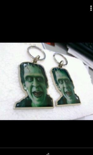 Hot rod/munster koach keychain