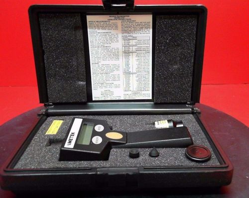 Metek digital tachometer model 1726 in case w/ adapters (tested)