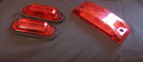 Two each do ray 486 lights &amp; one each truck-lite super 21 light p2pcl85