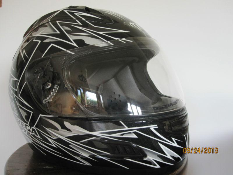 Vega altura full face helmet havoc graphic black dot & ece approved used large