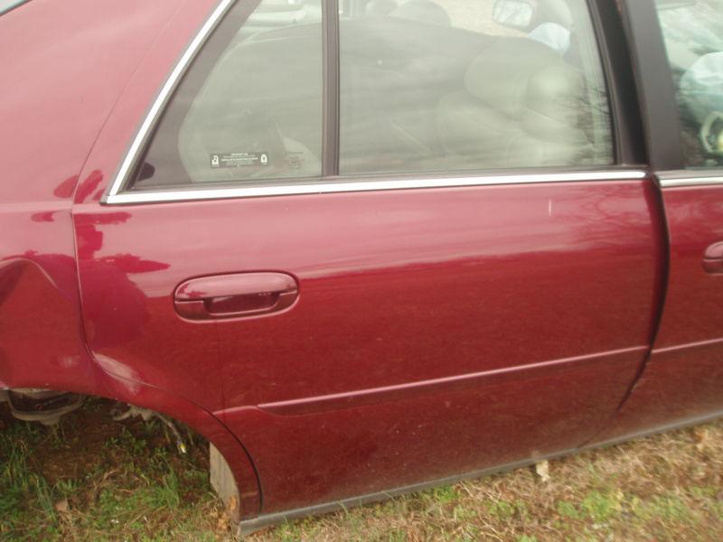 2002 cadillac deville door (passenger side rear) sk# 7705