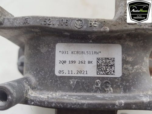 Engine holder engine mount vw taigo suv 1.0 tsi 110 12v (dlaa) 2023 2q0199262bk-