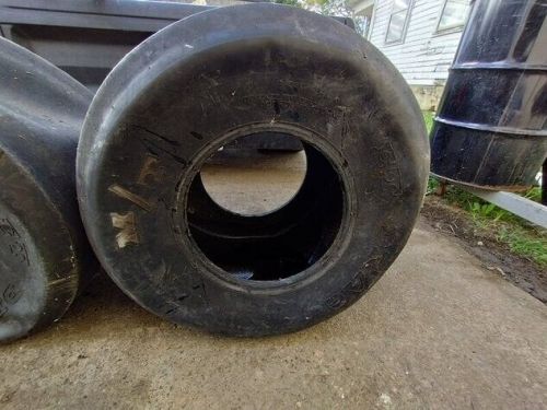 Mickey thompson m/t et drag tires 33x15r15