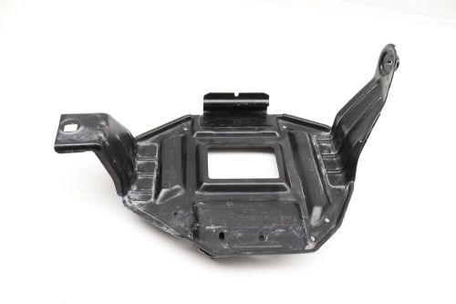 2017-2020 bmw 540i - battery tray 9311079