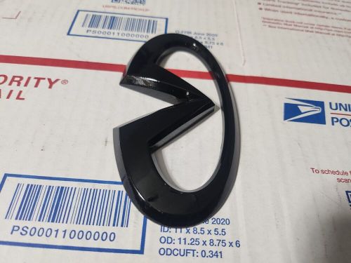 Infiniti g35x g37 trunk black emblem badge decal logo symbol oem