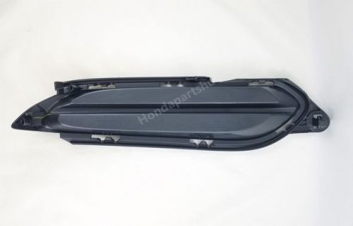 2016-18 honda hr-v left front fog light cover