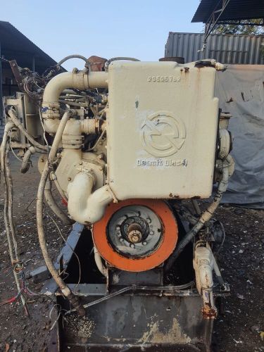 Used 16v92ta marine engine detroit