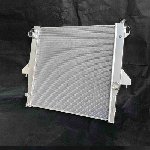 Radiator for 2003-2009 dodge ram 2500 3500 4500 5500 5.9l 6.7l l6 mt 2711 2 row