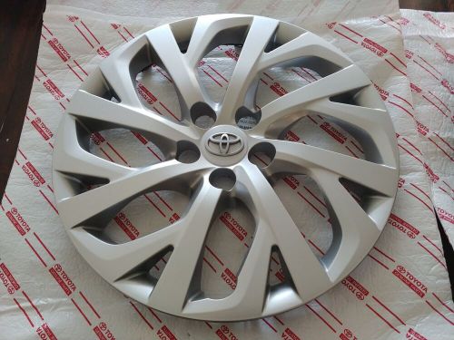 2x new genuine oem toyota 42602-02520 wheel cover 2017-2019 corolla 16&#034;