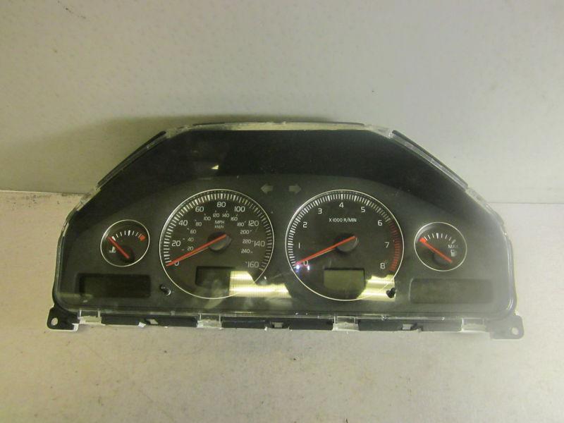 2004 volvo s60 speedometer cluster odometer oem *pv-33