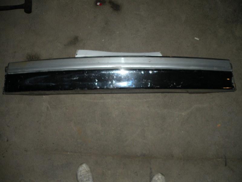 #2863  1989-1993 cadillac rear bumper center bar  oem