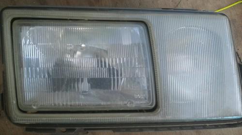 Mercedes 201 type 190 e,d 1984-1992  right headlight assembly oem  