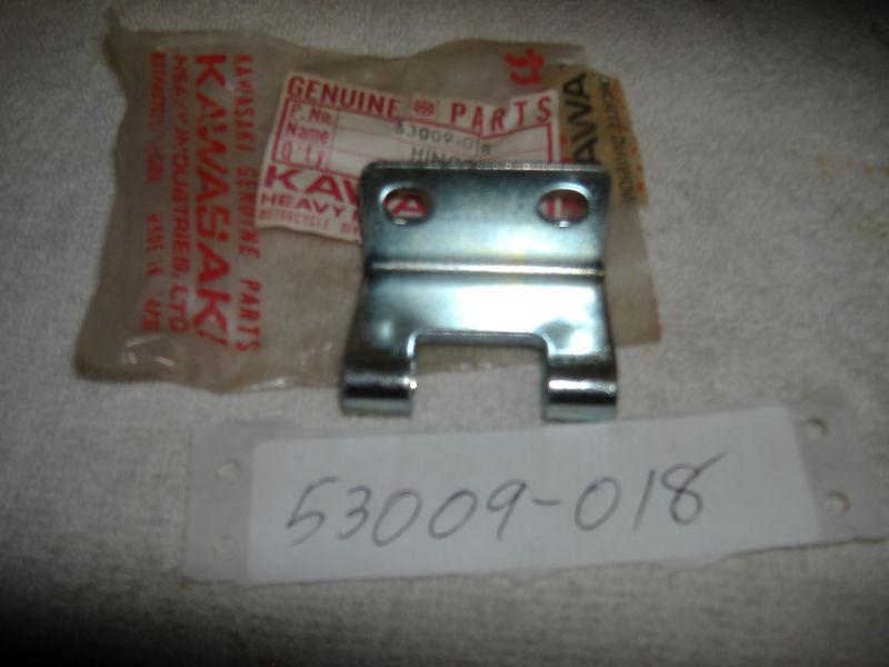 53009-018 new kawasaki   hinge b  h2, g4, ke250, kv100, kz550