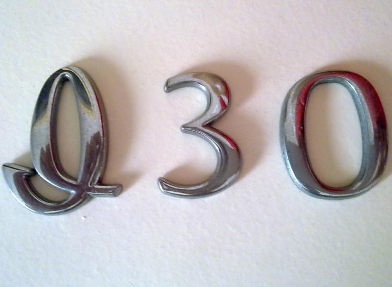 Infiniti i30 i 30 oem letter word emblem chrome