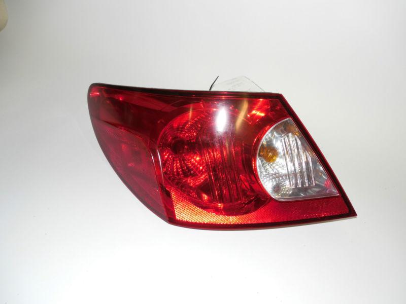 07 08 chrysler sebring sedan oem left tail light nice!